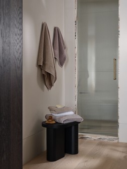 M&S Home Kelly Hoppen Towels 0017 Hero Uc385538
