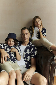 https://az.prshots.de/contents/archives/98/201/images/thumb350x287_auto/marks_amp_spencer_ms-fathers-day-2024-30_thumb.jpg
